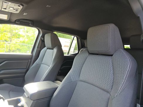 New 2026 Toyota 4Runner SR5 AWD/4WD image 25