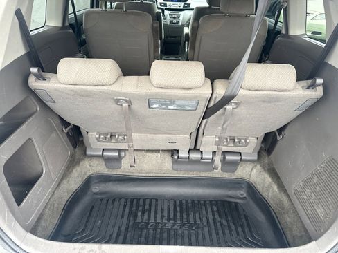 Used 2014 Honda Odyssey LX image 16
