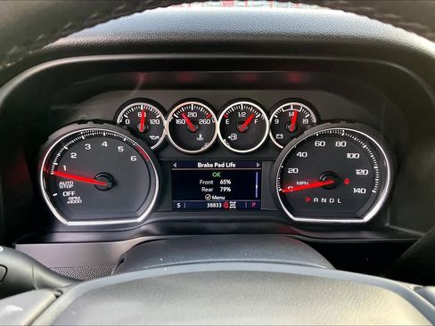 Used 2021 Chevrolet Silverado 1500 LT Trail Boss w/ Convenience Package II image 24