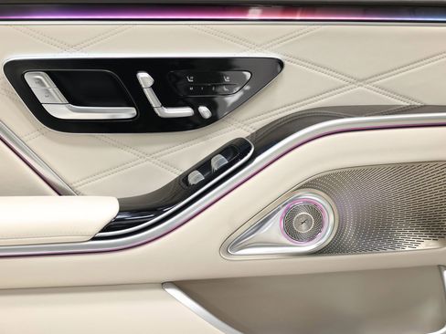 Used 2024 Mercedes-Benz Maybach S 580 S 580 4MATIC Sedan 4D image 56