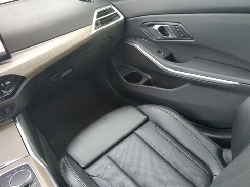 Used 2025 BMW 330i Sedan RWD image 52