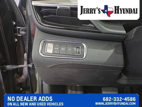 Used 2025 Buick Enclave Avenir w/ Super Cruise Package FWD image 15