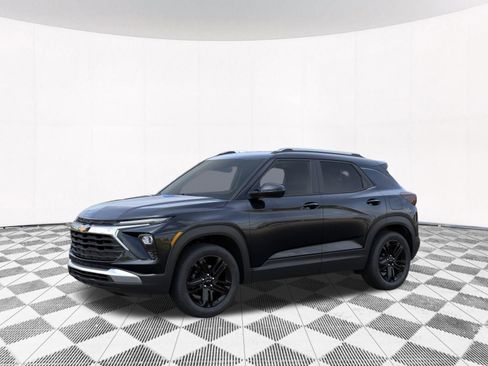 New 2026 Chevrolet TrailBlazer LT w/ Midnight Edition FWD image 5