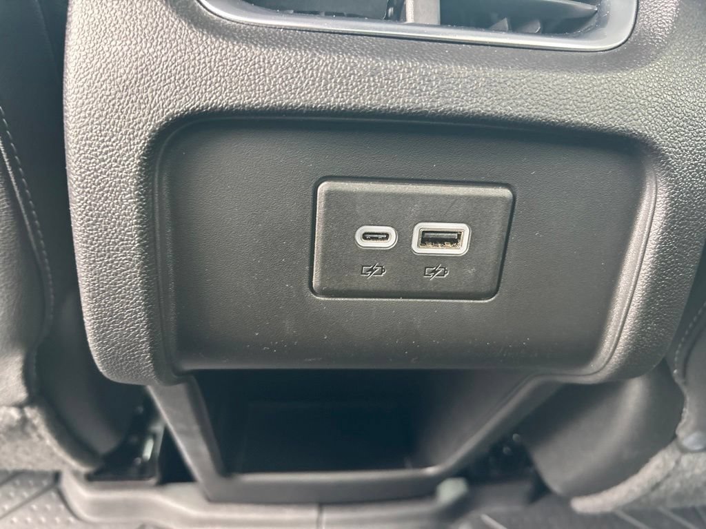 Used 2024 Chevrolet Blazer LT FWD image 29