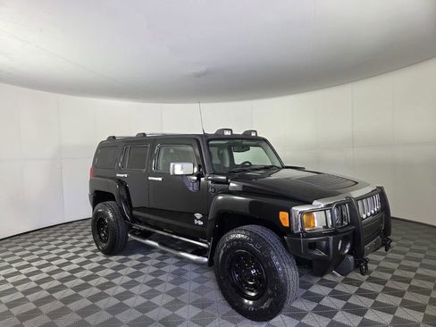 Used 2010 HUMMER H3 Alpha image 35