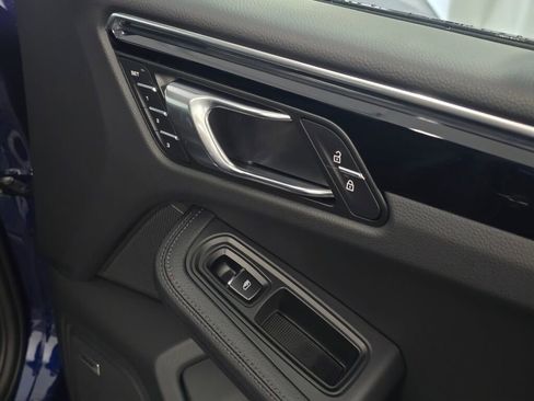 New 2026 Porsche Macan S image 26
