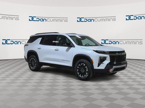 New 2026 Chevrolet Traverse Z71 w/ Enhanced Driving Package image 2