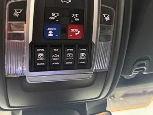 Used 2019 RAM 1500 Limited AWD/4WD image 23