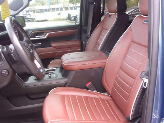 Used 2025 GMC Sierra 1500 Denali Ultimate AWD/4WD image 10