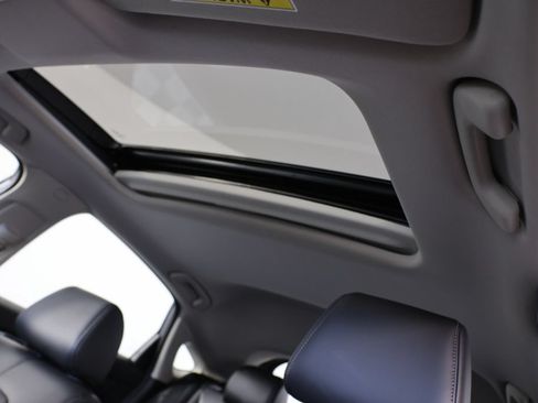 Used 2023 Honda Civic EX-L image 18