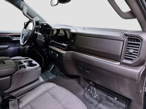 Used 2023 Chevrolet Silverado 1500 LT AWD/4WD image 32