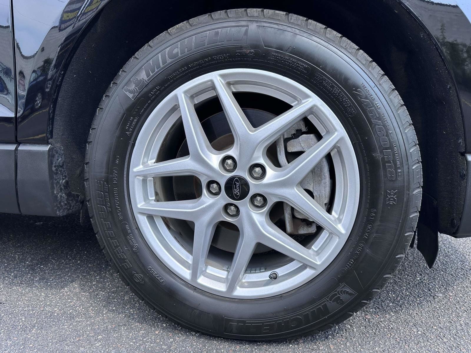 Certified 2023 Ford Edge SEL w/ Convenience Package AWD/4WD image 7