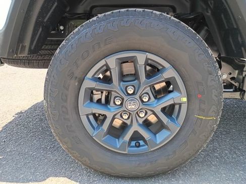 New 2026 Jeep Gladiator Sport AWD/4WD image 19