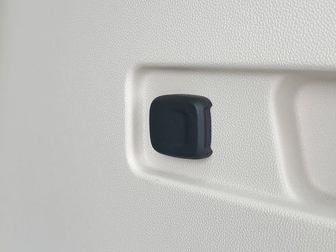 Used 2023 GMC Acadia Denali w/ Trailering Package image 35