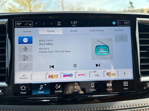 New 2026 Chrysler Pacifica Pinnacle image 15