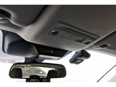 New 2026 Nissan Kicks SV w/ Charging Package image 22