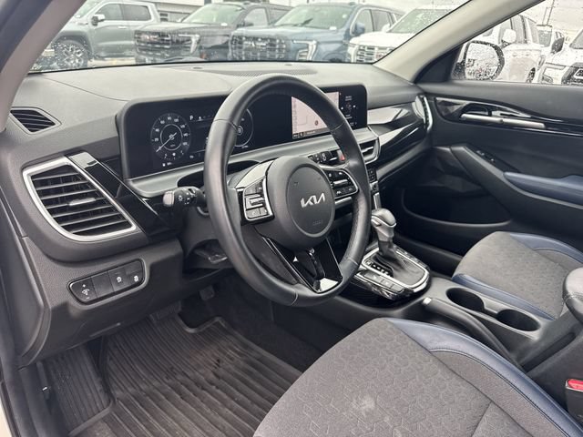 Used 2024 Kia Seltos S AWD/4WD image 10
