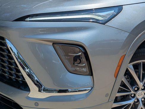 New 2026 Buick Enclave Avenir w/ Super Cruise Package image 2