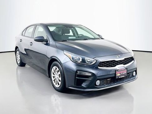 Used 2019 Kia Forte Sedan image 2