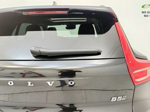 Used 2024 Volvo XC40 B5 Plus w/ Protection Package Premier AWD/4WD image 28