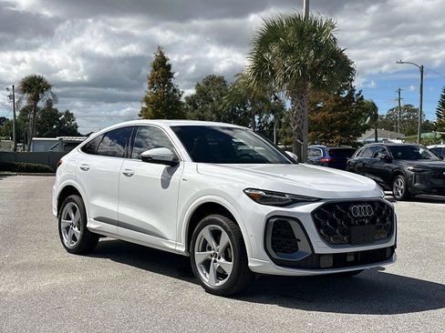 New 2025 Audi Q5 Prestige image 3