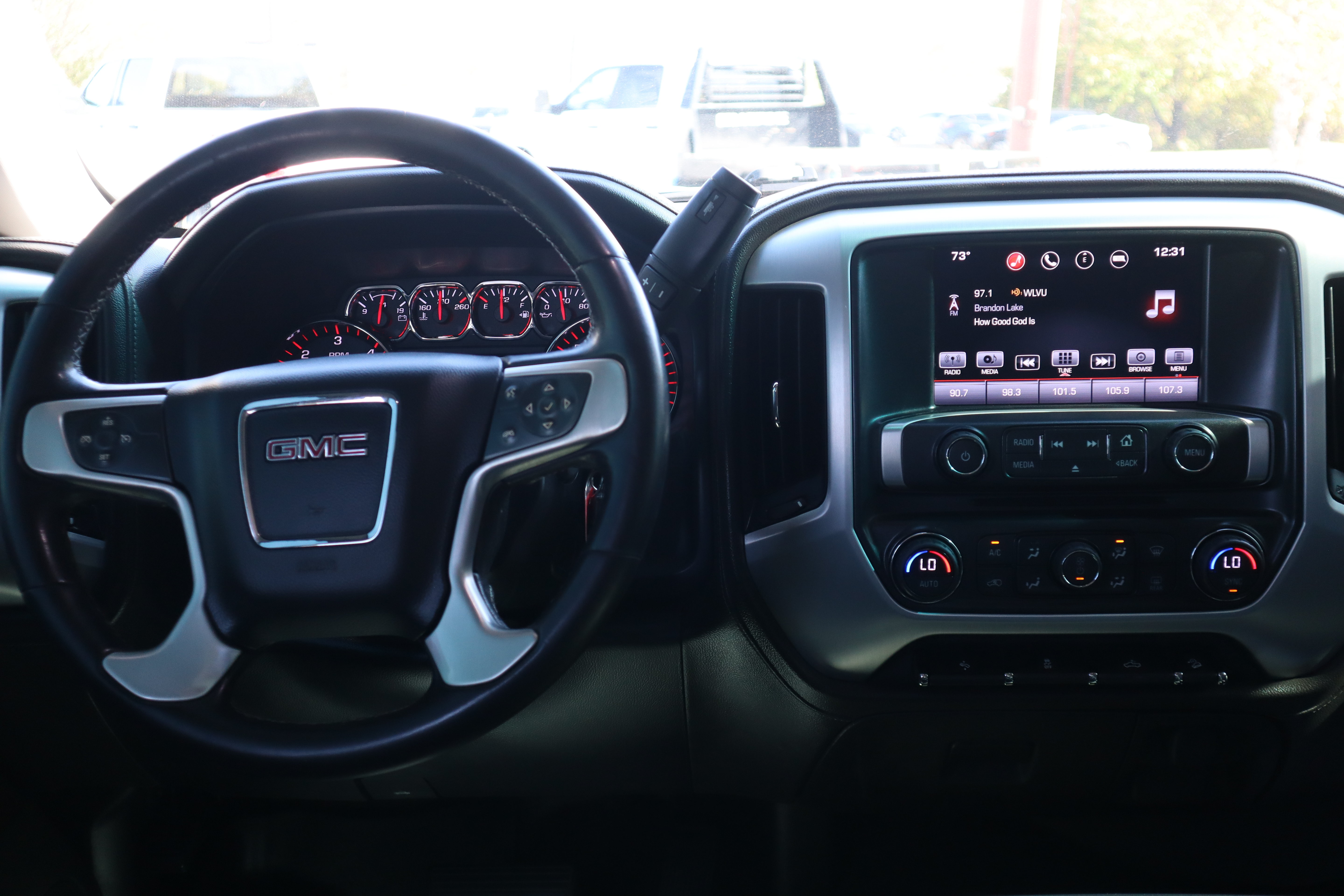 Used 2016 GMC Sierra 1500 SLE w/ SLE Value Package AWD/4WD image 13