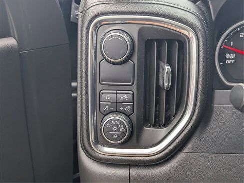 Used 2019 Chevrolet Silverado 1500 High Country image 27