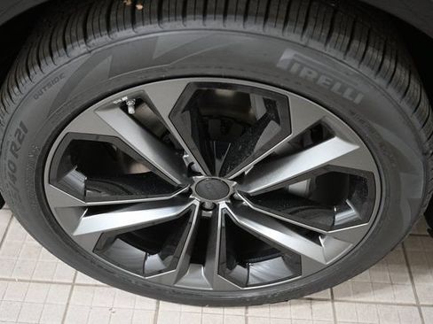 Used 2026 Audi Q7 3.0T Premium Plus AWD/4WD image 17