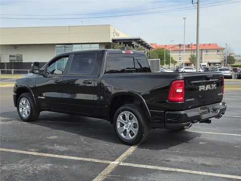 New 2026 RAM 1500 Big Horn AWD/4WD image 7