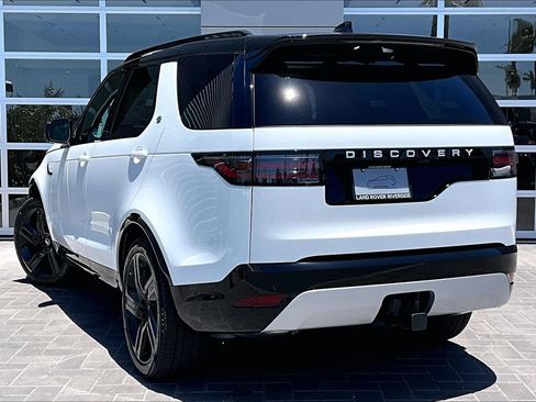 New 2026 Land Rover Discovery Limited Edition AWD/4WD image 3