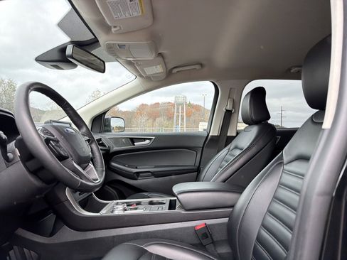 Used 2024 Ford Edge SEL image 12