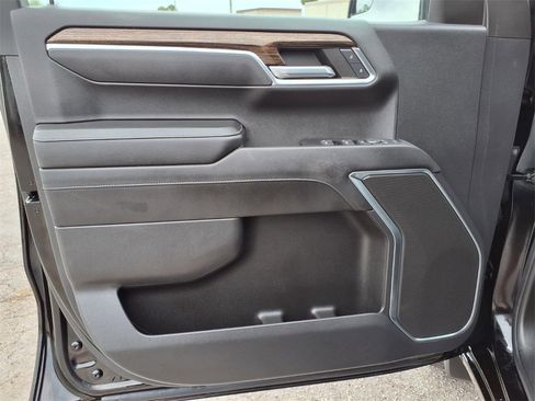 Used 2023 GMC Sierra 1500 SLE image 22