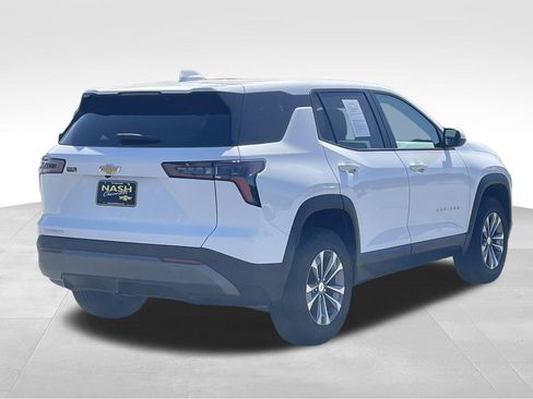 New 2026 Chevrolet Equinox LT FWD image 3