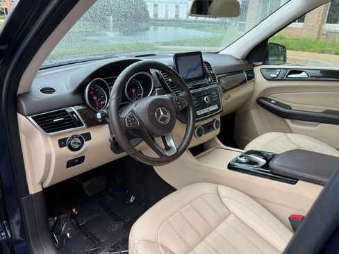 Used 2018 Mercedes-Benz GLS 450 4MATIC image 15