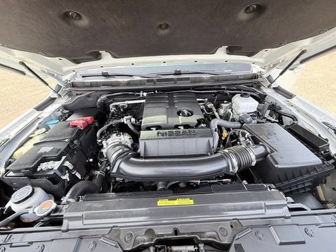 Certified 2025 Nissan Frontier PRO-4X w/ Pro Premium Package AWD/4WD image 18