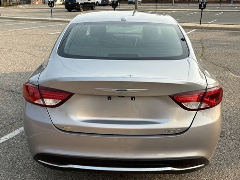 Used 2015 Chrysler 200 Limited w/ Convenience Group FWD image 11
