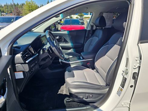 Certified 2022 Kia Niro EX FWD image 19