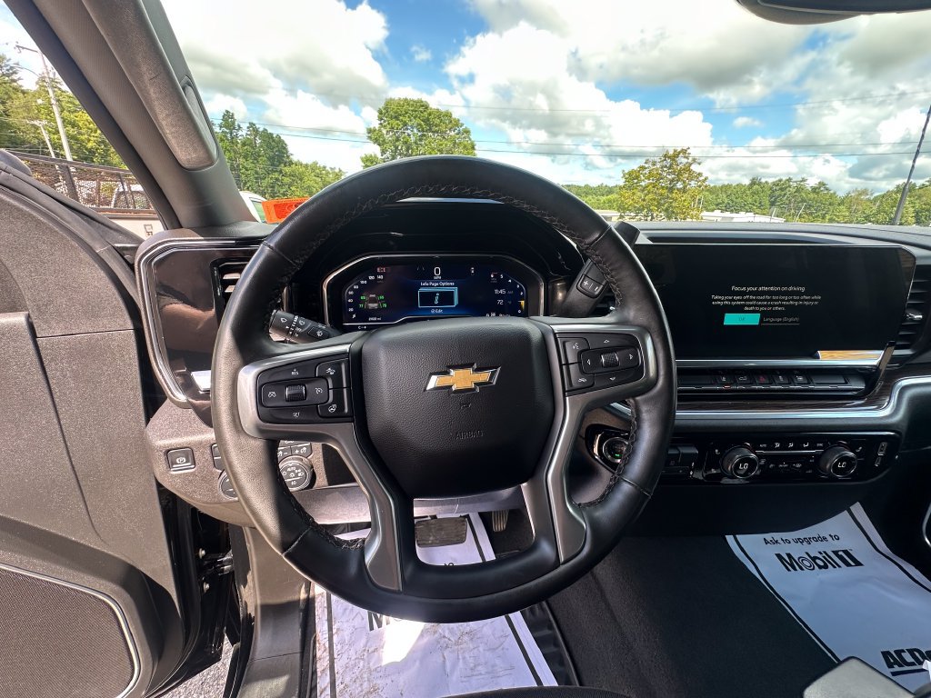 Used 2025 Chevrolet Silverado 2500 LT w/ Convenience Package AWD/4WD image 12
