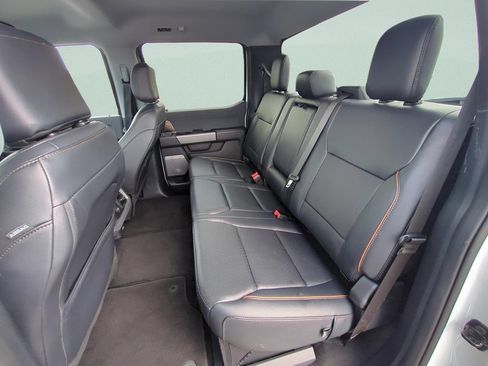 Used 2026 Ford F250 Lariat AWD/4WD image 12