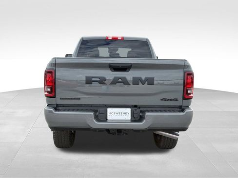 New 2026 RAM 2500 Big Horn AWD/4WD image 5