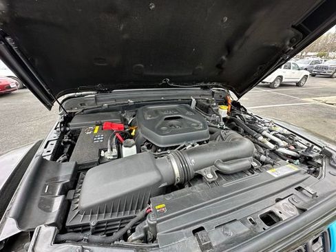 Used 2024 Jeep Wrangler Unlimited Rubicon 4xe image 16