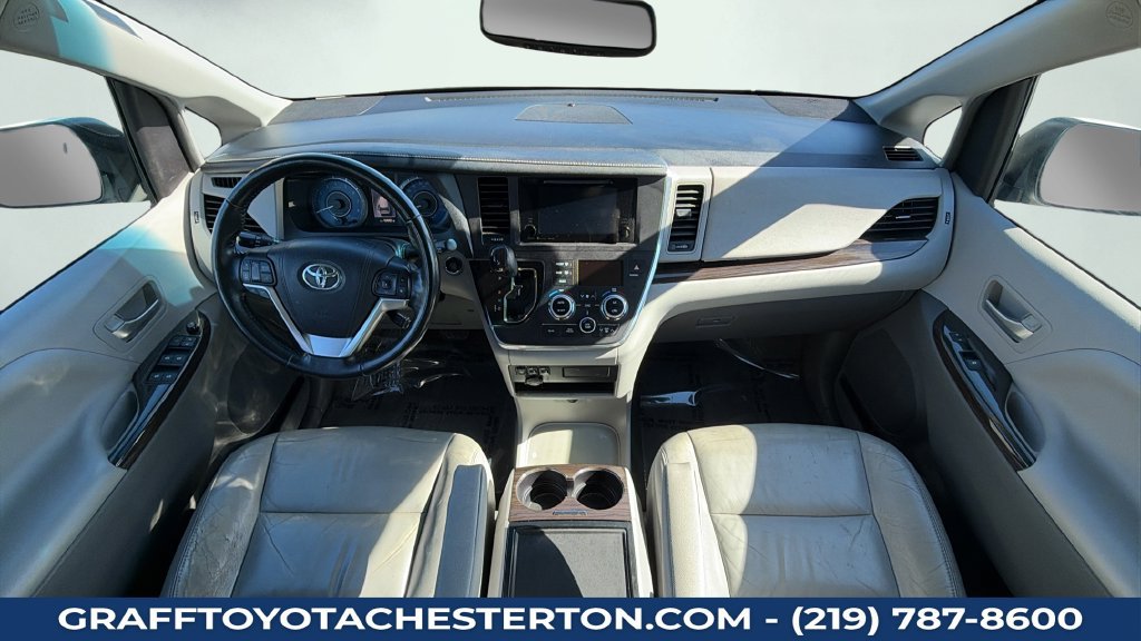 Used 2016 Toyota Sienna XLE FWD image 14