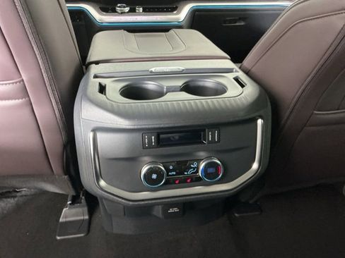 New 2025 Ford Expedition Platinum w/ Platinum Ultimate Package image 28