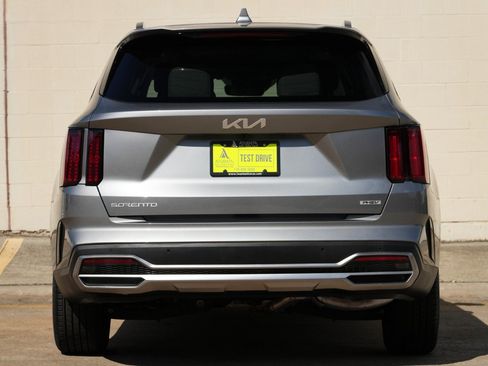 Used 2023 Kia Sorento SX Prestige AWD/4WD image 10