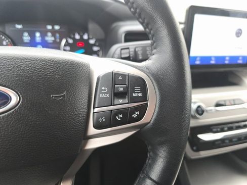Used 2023 Ford Explorer XLT w/ Equipment Group 202A image 19
