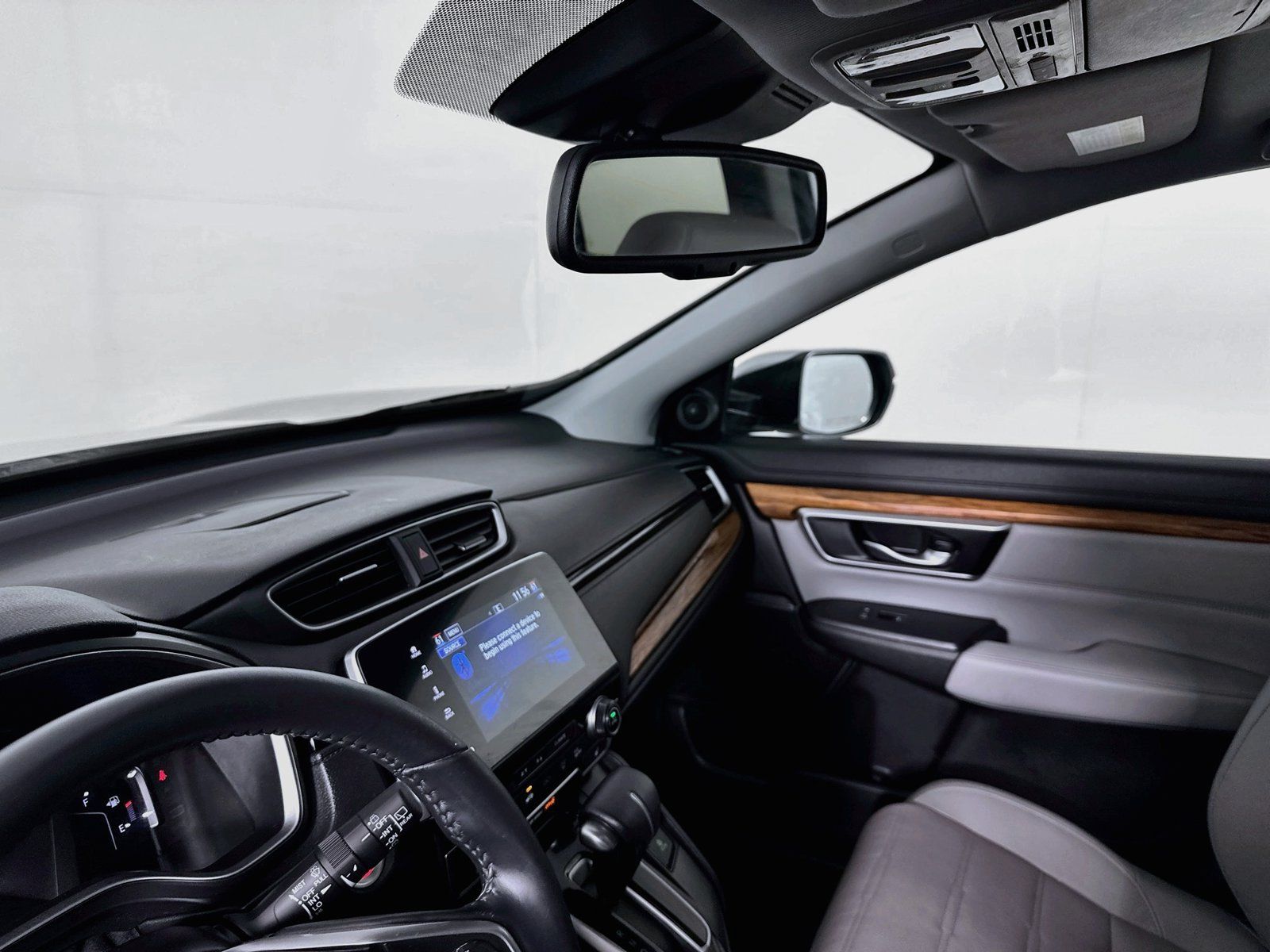 Used 2018 Honda CR-V Touring image 21