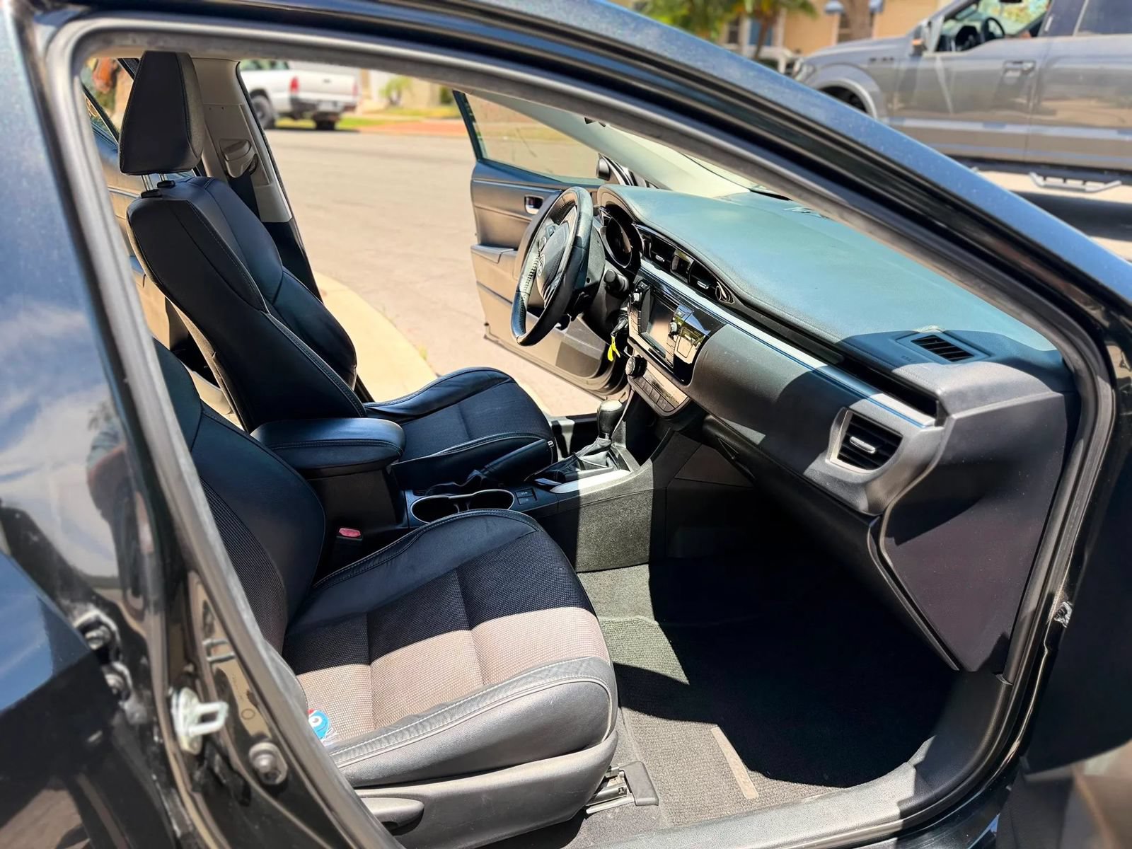 Used 2015 Toyota Corolla S w/ Protection Package FWD image 9