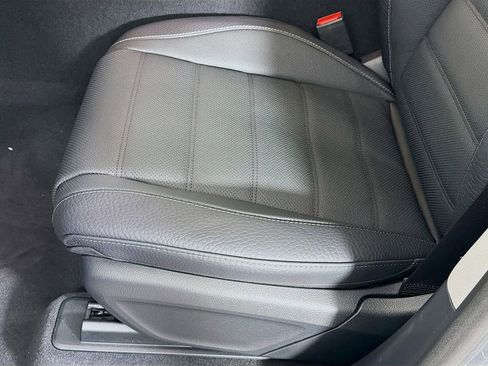 New 2026 Mercedes-Benz GLS 450 4MATIC image 23