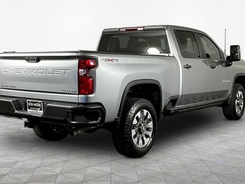 Used 2025 Chevrolet Silverado 2500 Custom w/ Custom Value Package AWD/4WD image 6