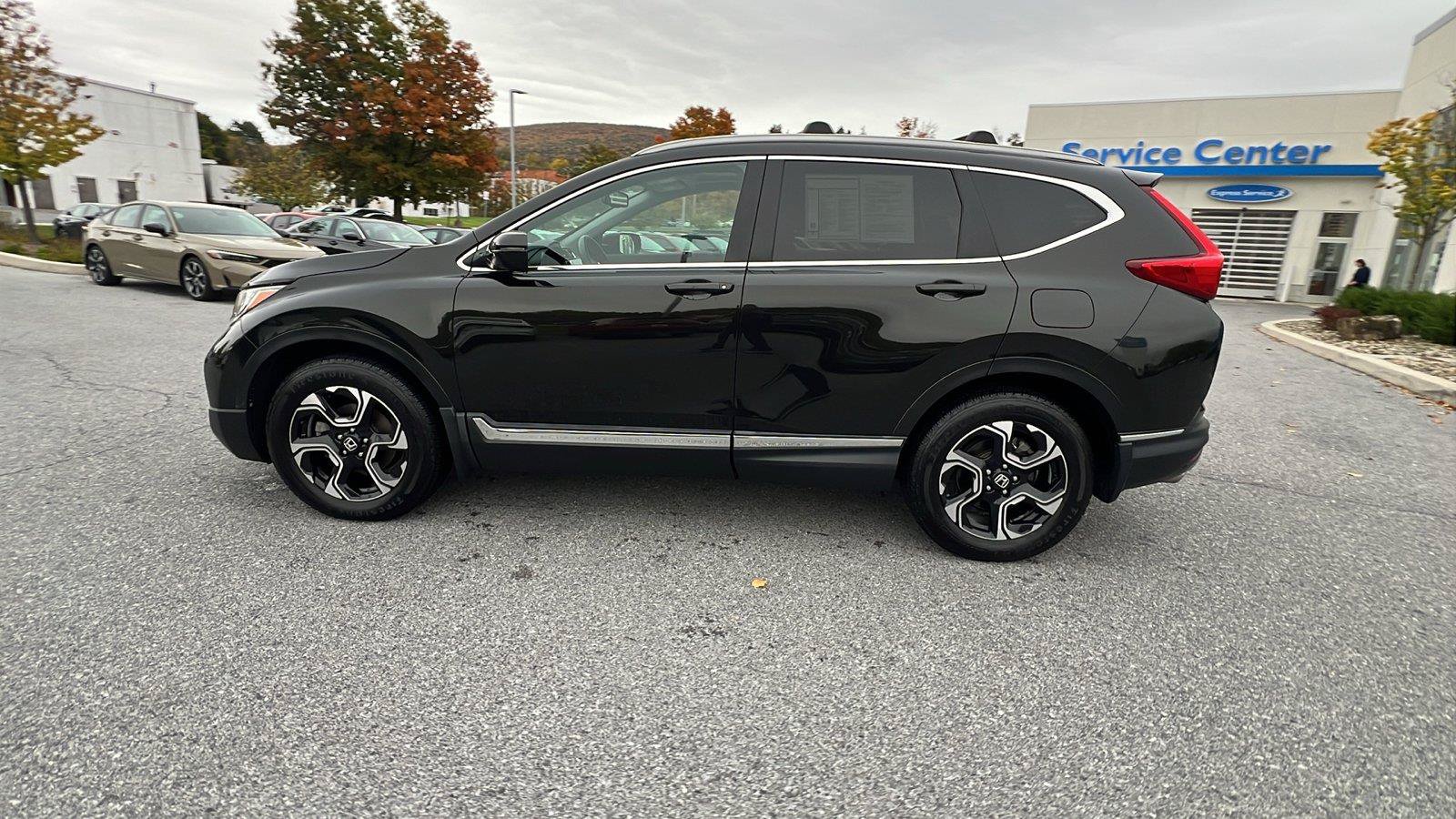 Used 2017 Honda CR-V Touring image 7